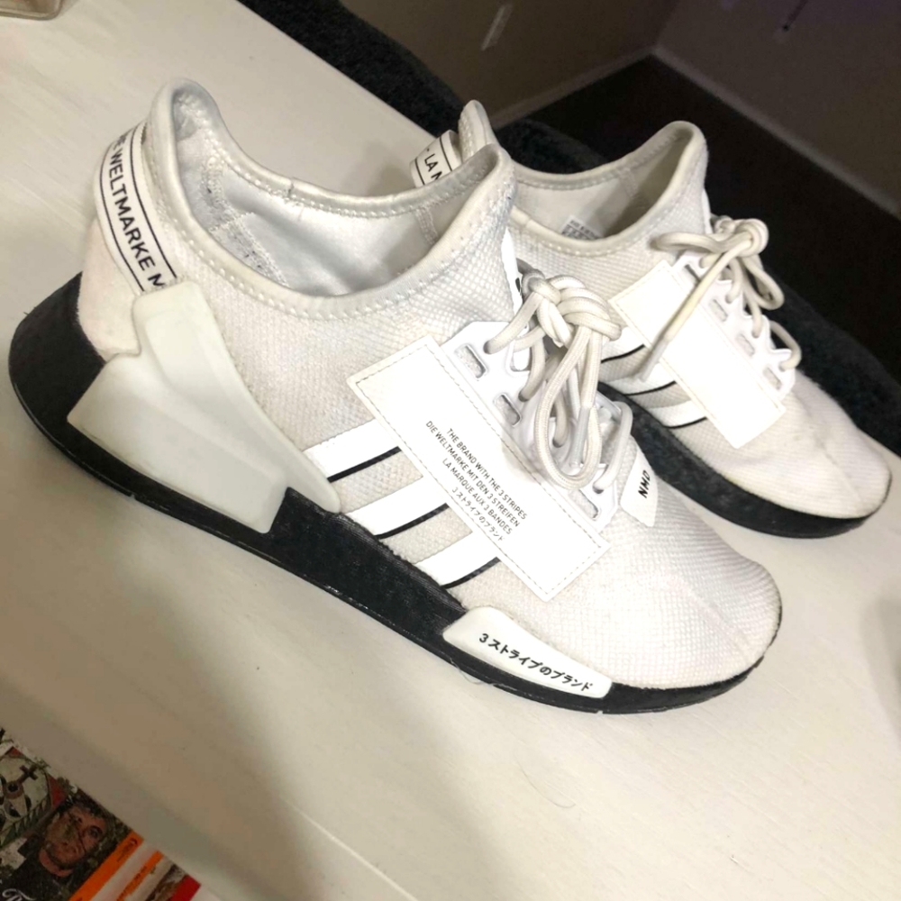 Addidas NMD_R1 V2